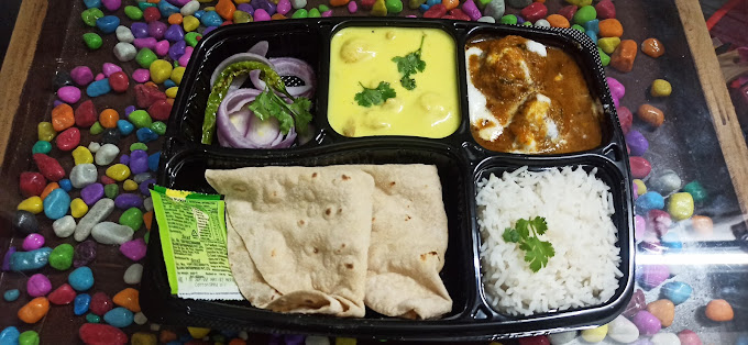Siddhi Vinayak Tiffin Centre and Catering services in Bhopal tiffin service in Other locations
